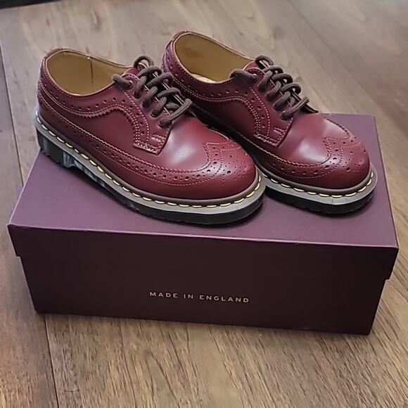 Dr. Martens Shoes - NIB Dr. Martens Vintage 3989 Oxblood Oxfords - Made in England!